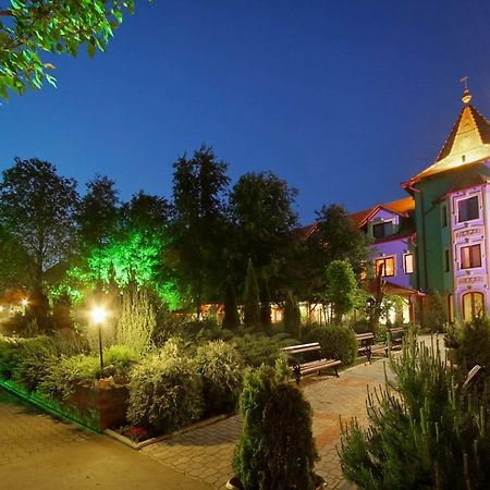 Vinski Dvor Palić Exterior foto