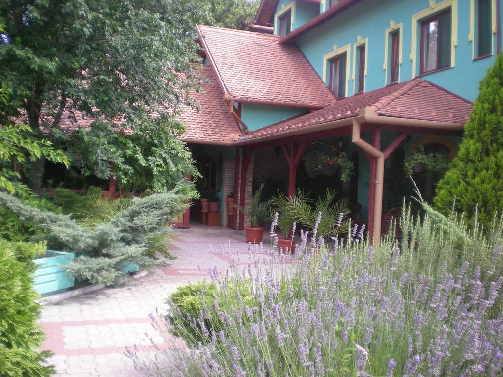 Vinski Dvor Palić Exterior foto